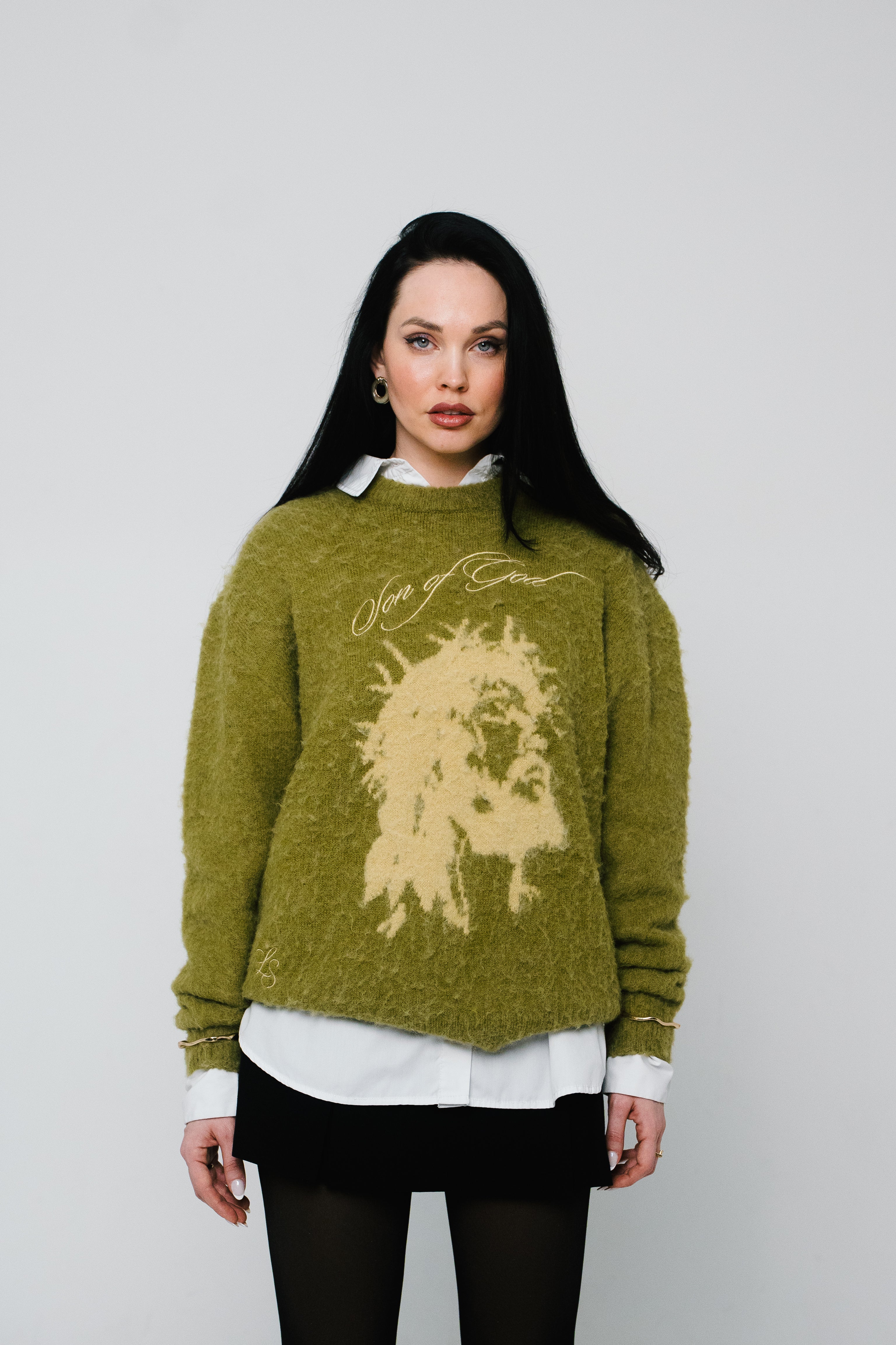 Pullover Moosgrün Lifestyle-Aufnahme